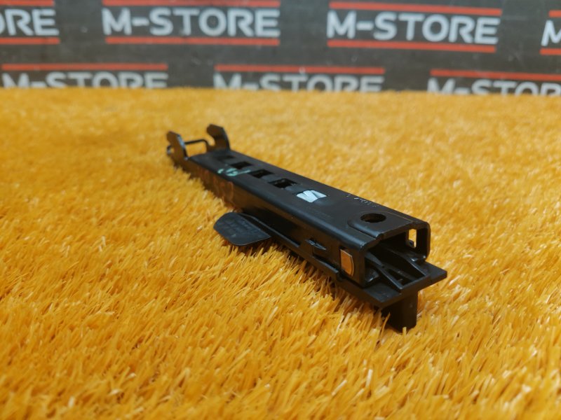 Механизм регулировки ремня безопасности, 400 рублей, Красноярск