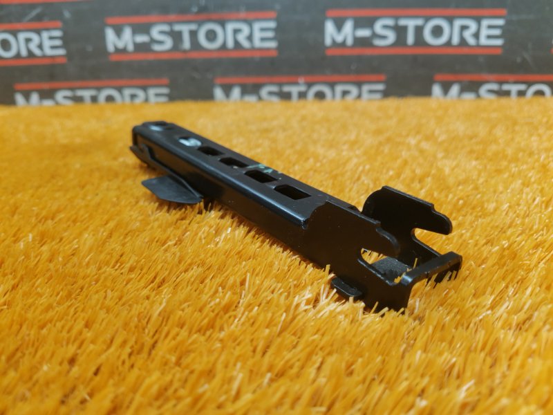 Механизм регулировки ремня безопасности, 400 рублей, Красноярск