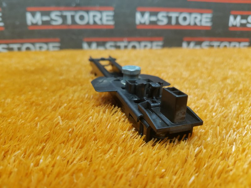 Механизм регулировки ремня безопасности, 400 рублей, Красноярск