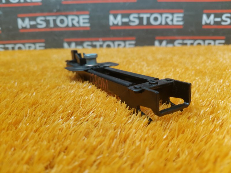 Механизм регулировки ремня безопасности, 400 рублей, Красноярск