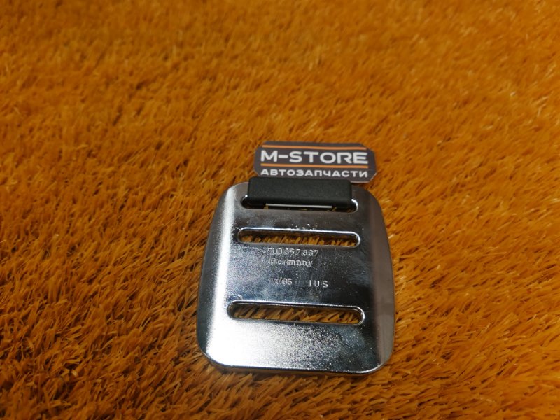 кронштейн ремня безопасности, 300 рублей, Красноярск