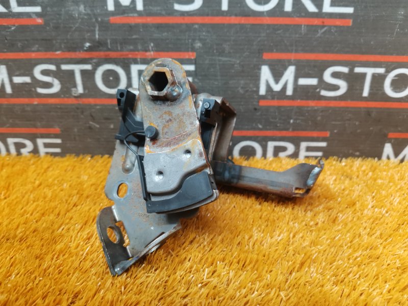 Кронштейн ручного тормоза, 500 рублей, Красноярск