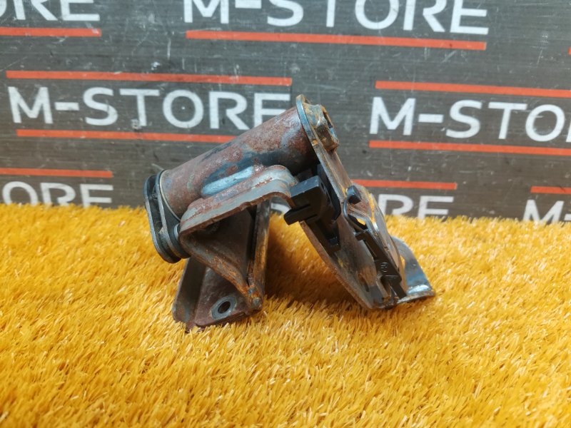 Кронштейн ручного тормоза, 500 рублей, Красноярск