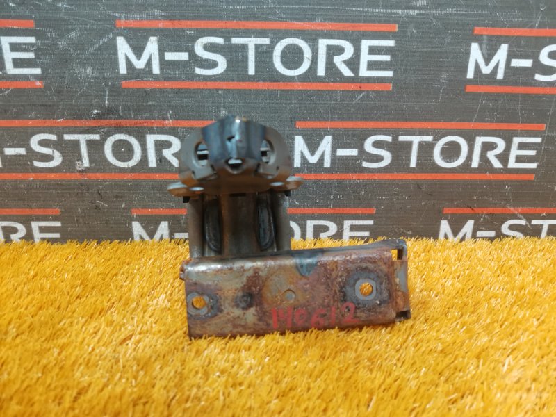 Кронштейн ручного тормоза, 500 рублей, Красноярск