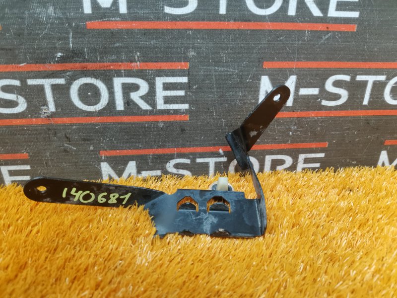 Кронштейн трубки кондиционера, 200 рублей, Красноярск