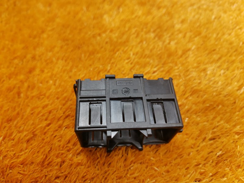 Кронштейн разъема, 200 рублей, Красноярск