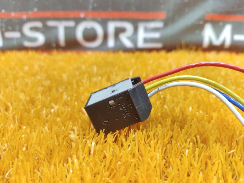 разъем, 100 рублей, Красноярск