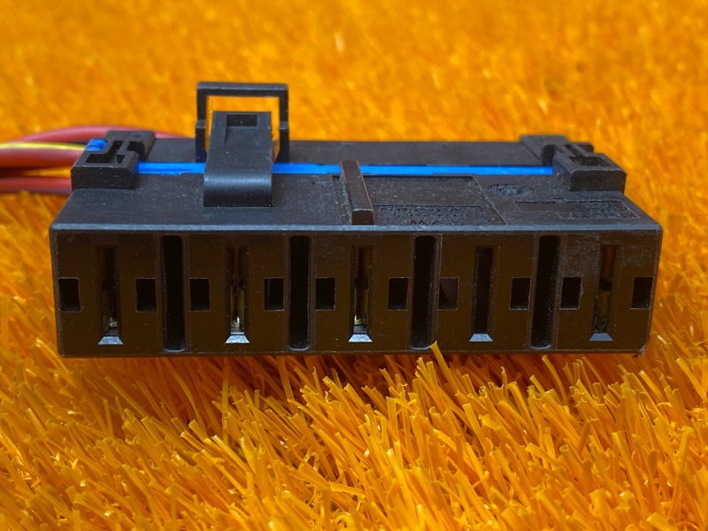 разъем, 300 рублей, Красноярск