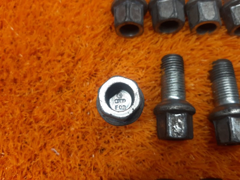 болт колесный, 1400 рублей, Красноярск