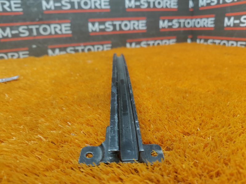 Направляющая стекла двери, 190 рублей, Красноярск