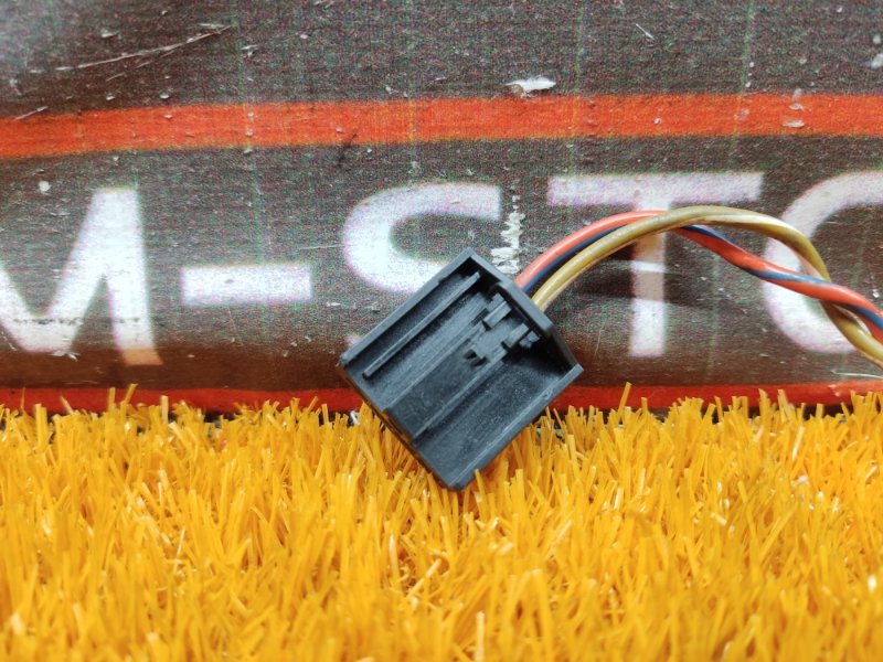 разъем, 300 рублей, Красноярск