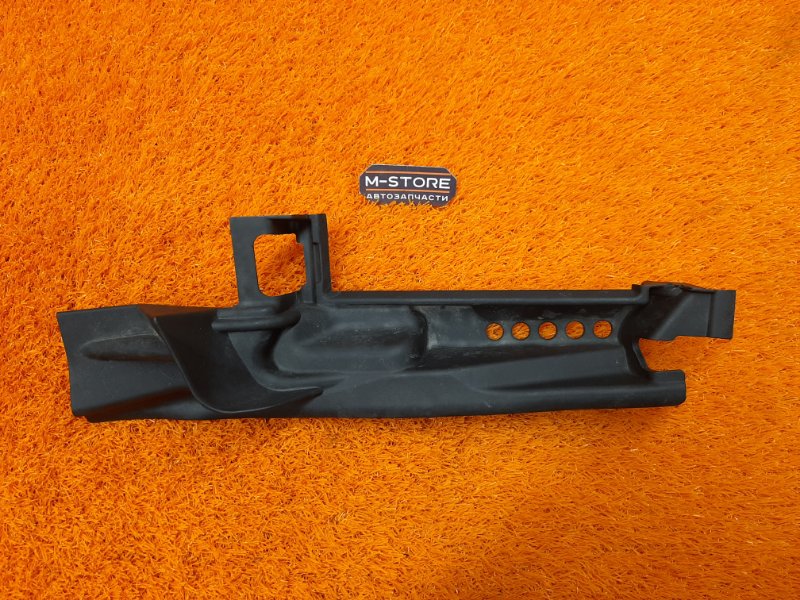 Водосток лобового стекла, 190 рублей, Красноярск