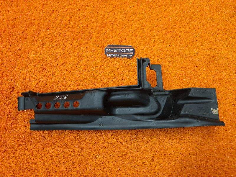 Водосток лобового стекла, 190 рублей, Красноярск