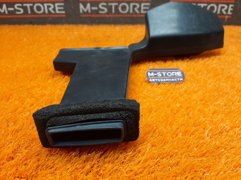 Водосток лобового стекла, 340 рублей, Красноярск