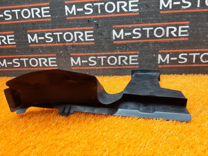 Водосток лобового стекла, 340 рублей, Красноярск