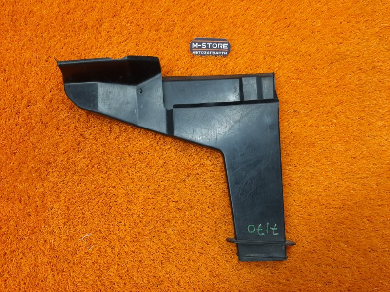 Водосток лобового стекла, 340 рублей, Красноярск