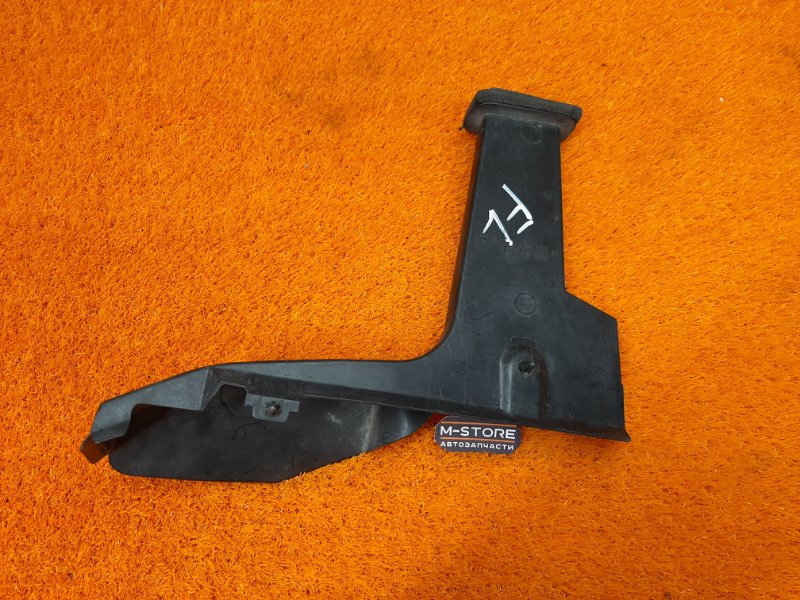 Водосток лобового стекла, 190 рублей, Красноярск