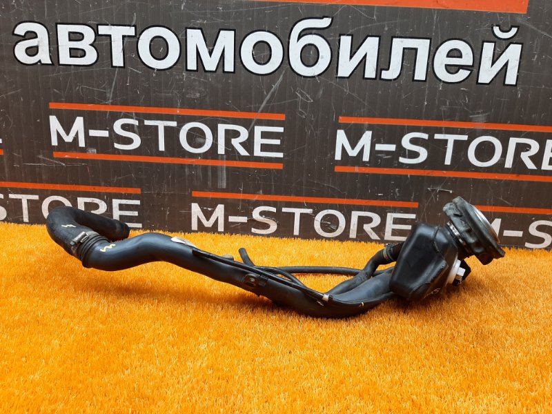 горловина топливного бака, 930 рублей, Красноярск