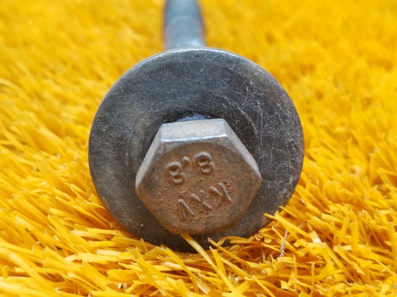 болт подвески, 100 рублей, Красноярск