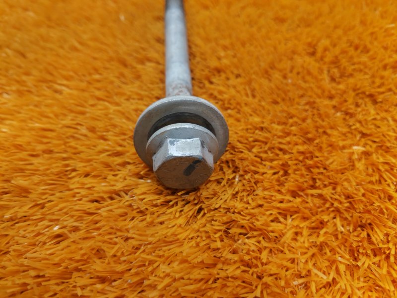 болт подвески, 100 рублей, Красноярск