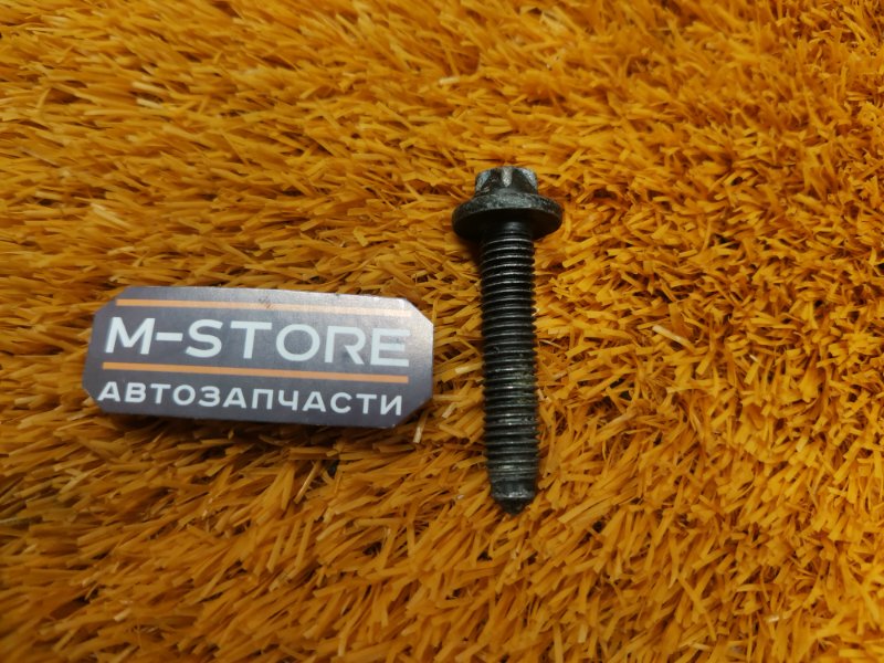 болт подвески, 50 рублей, Красноярск