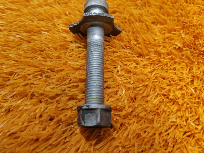 болт подвески, 200 рублей, Красноярск