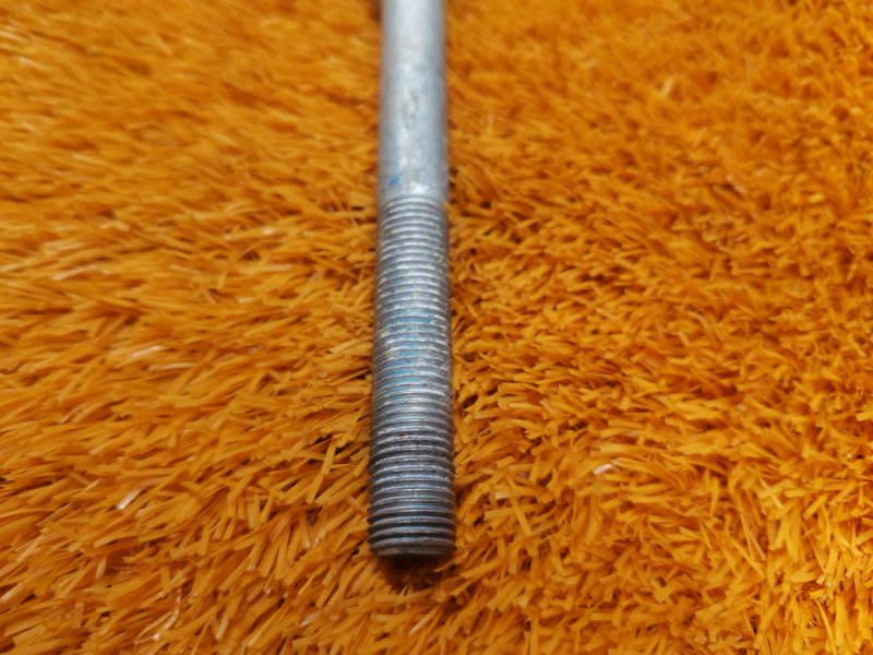 болт подвески, 100 рублей, Красноярск