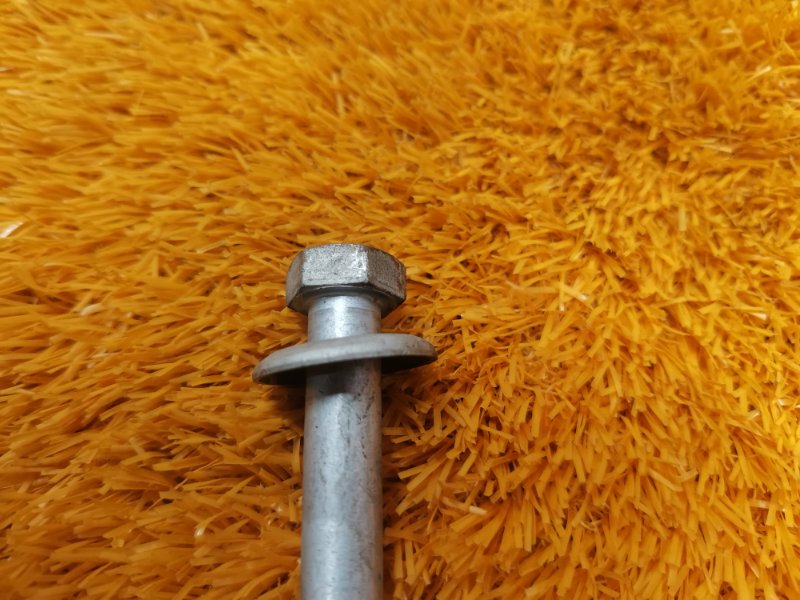 болт подвески, 200 рублей, Красноярск