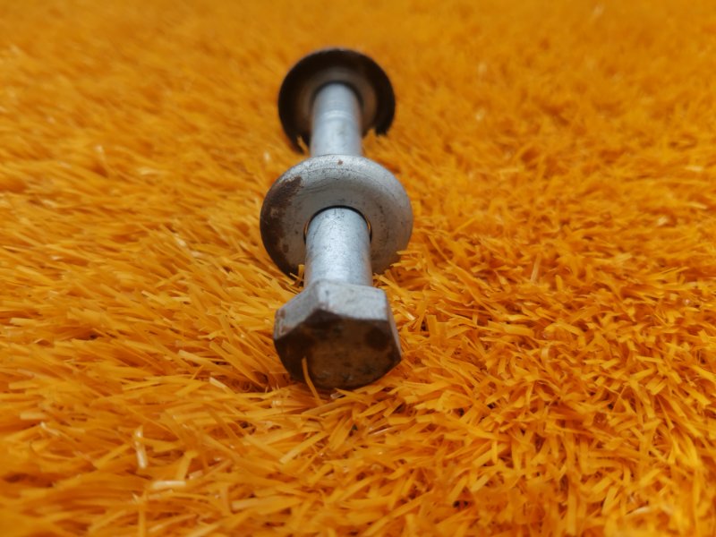 болт подвески, 200 рублей, Красноярск