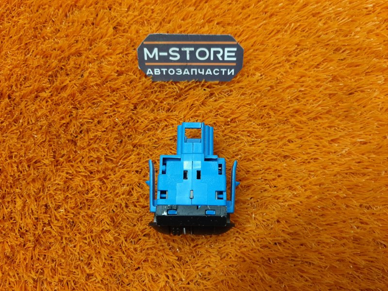 Кнопка освещения панели приборов, 210 рублей, Красноярск