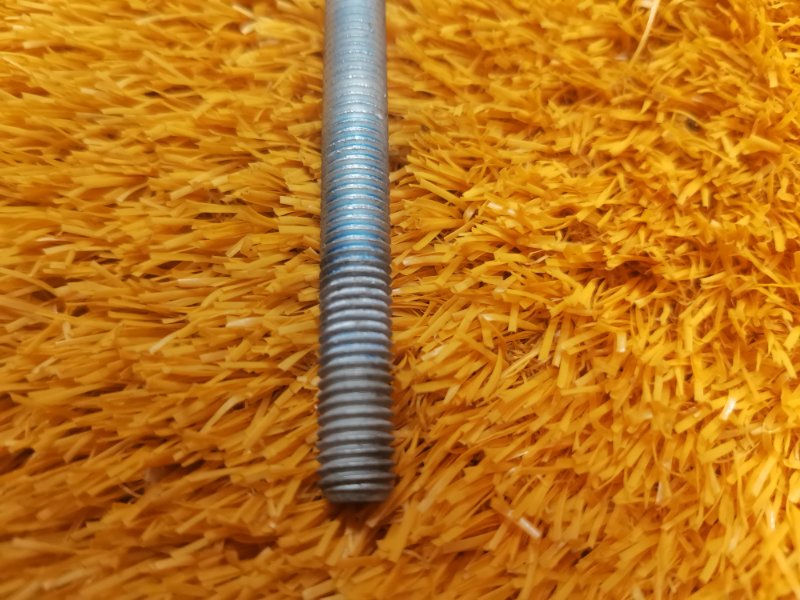 болт подвески, 50 рублей, Красноярск