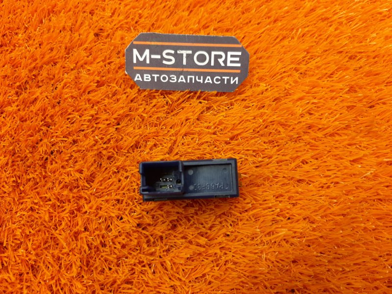 Кнопка открывания багажника, 210 рублей, Красноярск