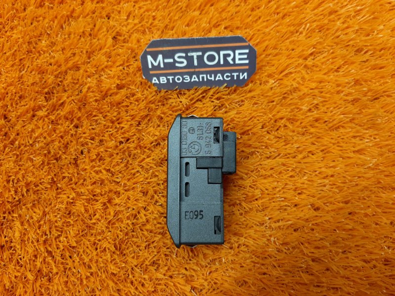 Кнопка люка, 300 рублей, Красноярск