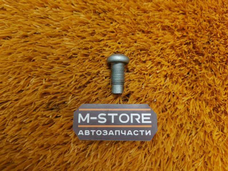 болт подвески, 50 рублей, Красноярск