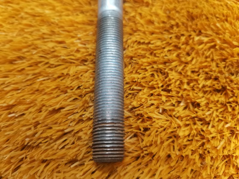 болт подвески, 200 рублей, Красноярск