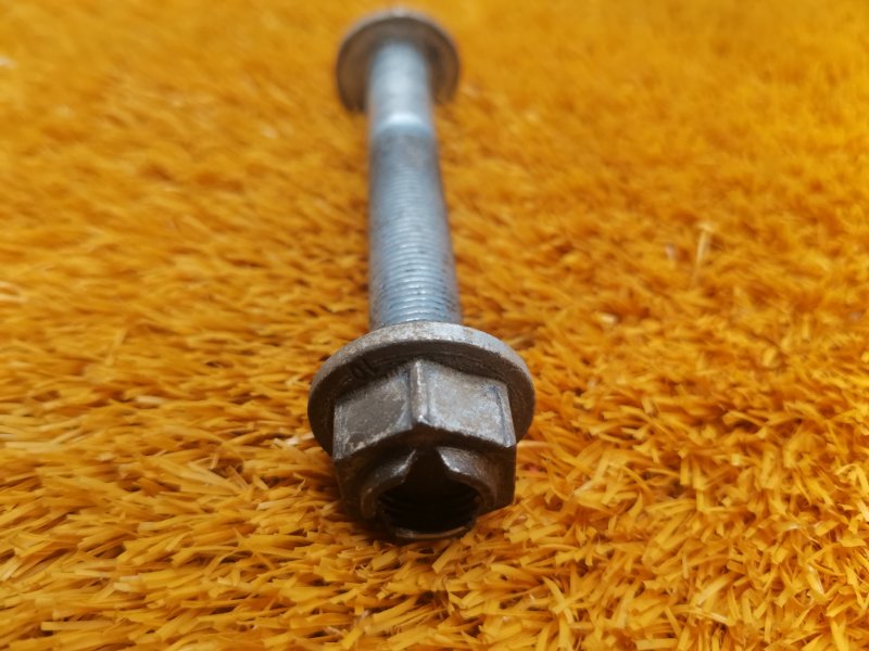 болт подвески, 250 рублей, Красноярск