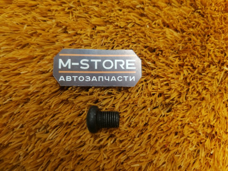 болт подвески, 50 рублей, Красноярск