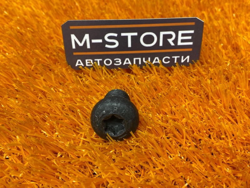болт подвески, 50 рублей, Красноярск