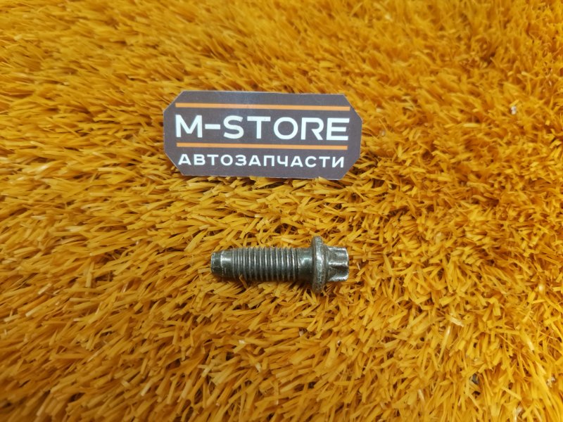 болт подвески, 50 рублей, Красноярск