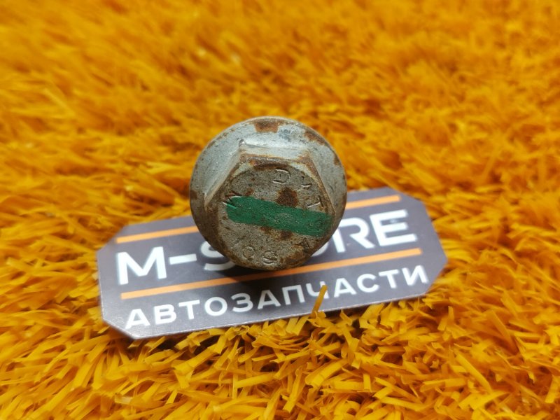 болт подвески, 50 рублей, Красноярск