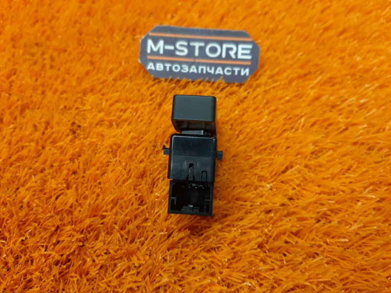 Кнопка центрального замка, 100 рублей, Красноярск