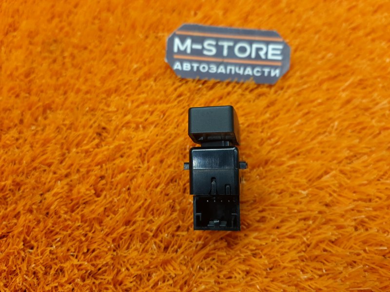 Кнопка центрального замка, 100 рублей, Красноярск