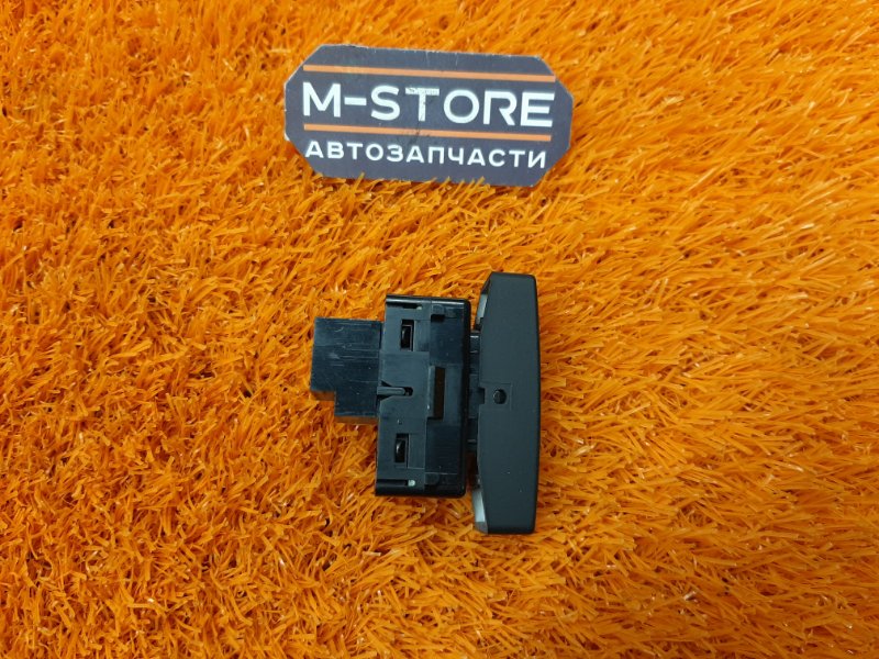 Кнопка центрального замка, 100 рублей, Красноярск