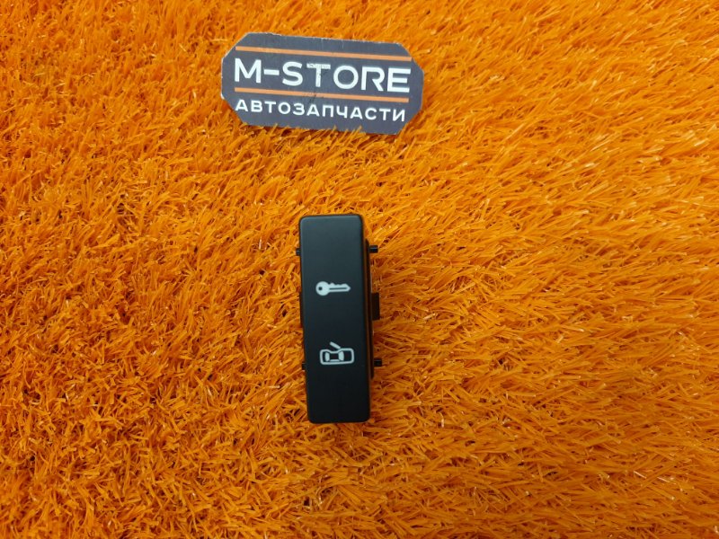 Кнопка центрального замка, 100 рублей, Красноярск