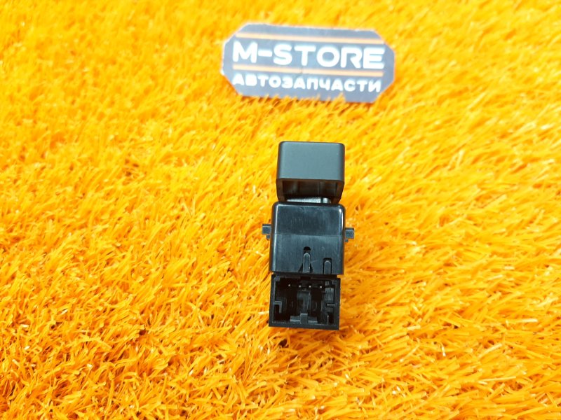 Кнопка центрального замка, 100 рублей, Красноярск