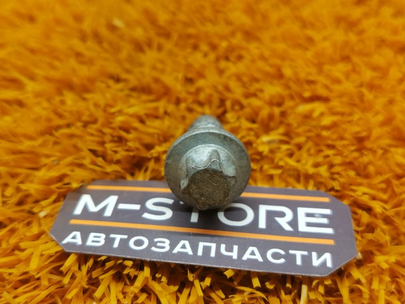 болт подвески, 50 рублей, Красноярск