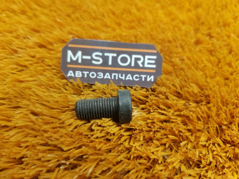 болт подвески, 50 рублей, Красноярск