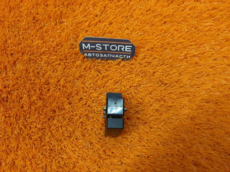 Кнопка центрального замка, 100 рублей, Красноярск