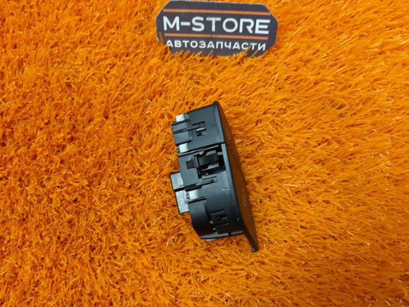 Кнопка центрального замка, 350 рублей, Красноярск