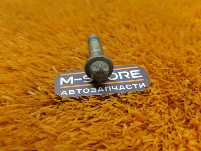 болт подвески, 50 рублей, Красноярск